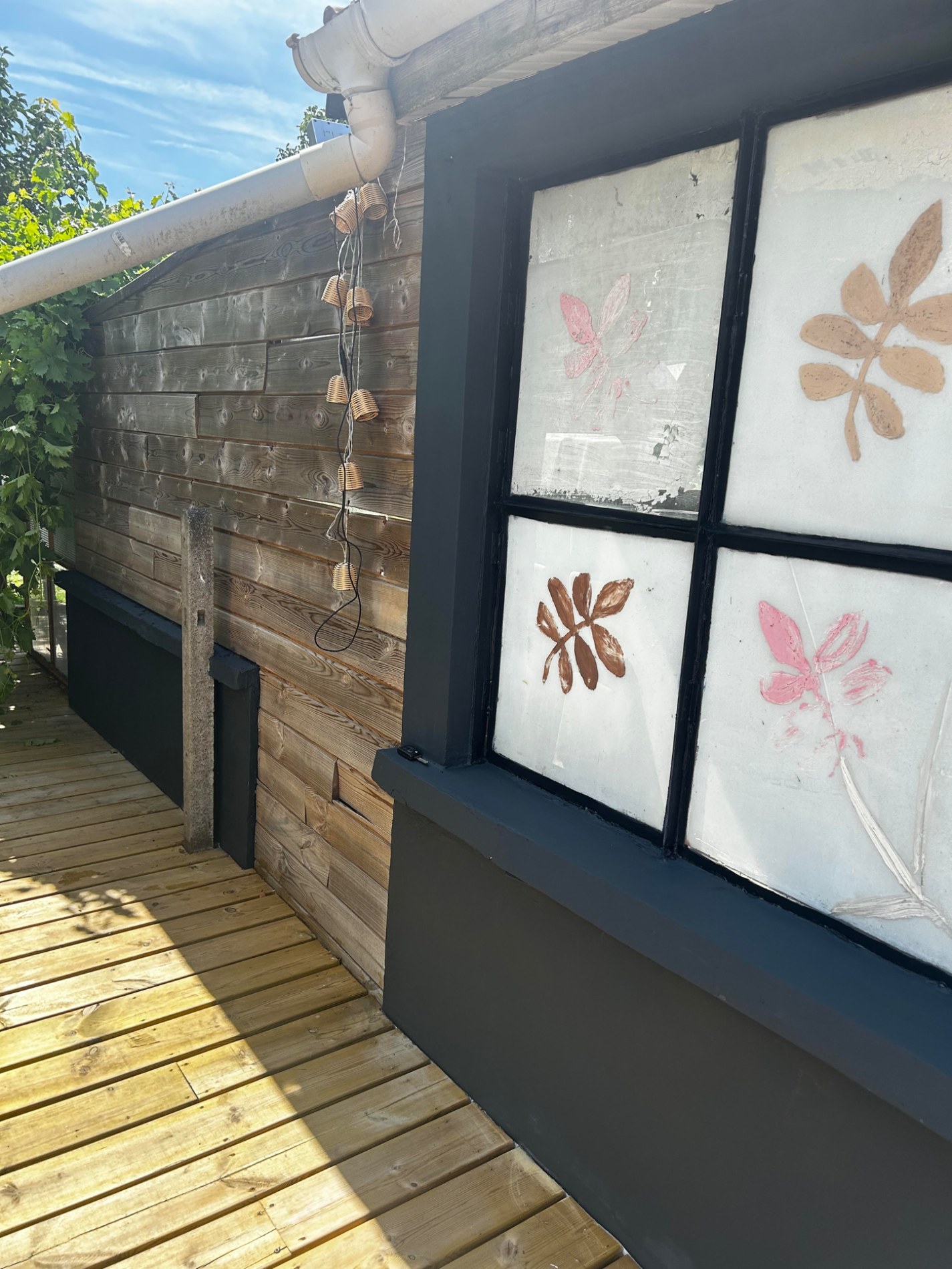 Fenêtre décorative extérieure
